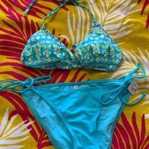 Blue bikini (SMALL BOTTOMS, MEDIUM TOP)